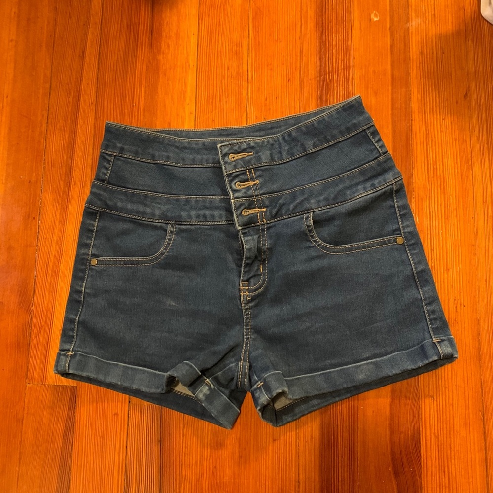High waisted blue Jean shorts